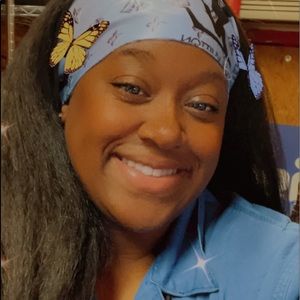 Meet your Posher, Clara